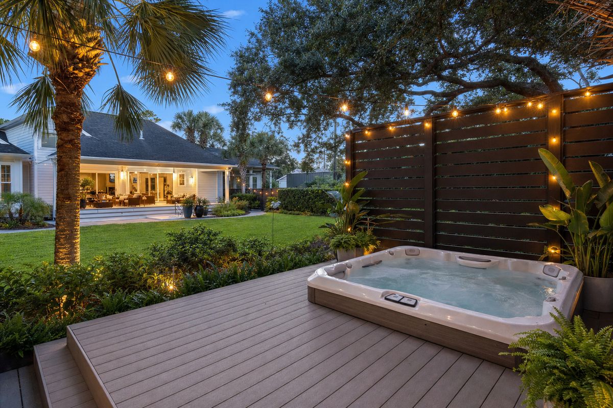 Hot Tub Deck Cost & Design in Jacksonville