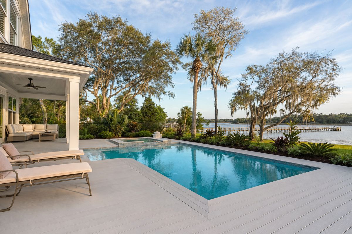 Best Deck Materials for Saltwater Pools in Jacksonville